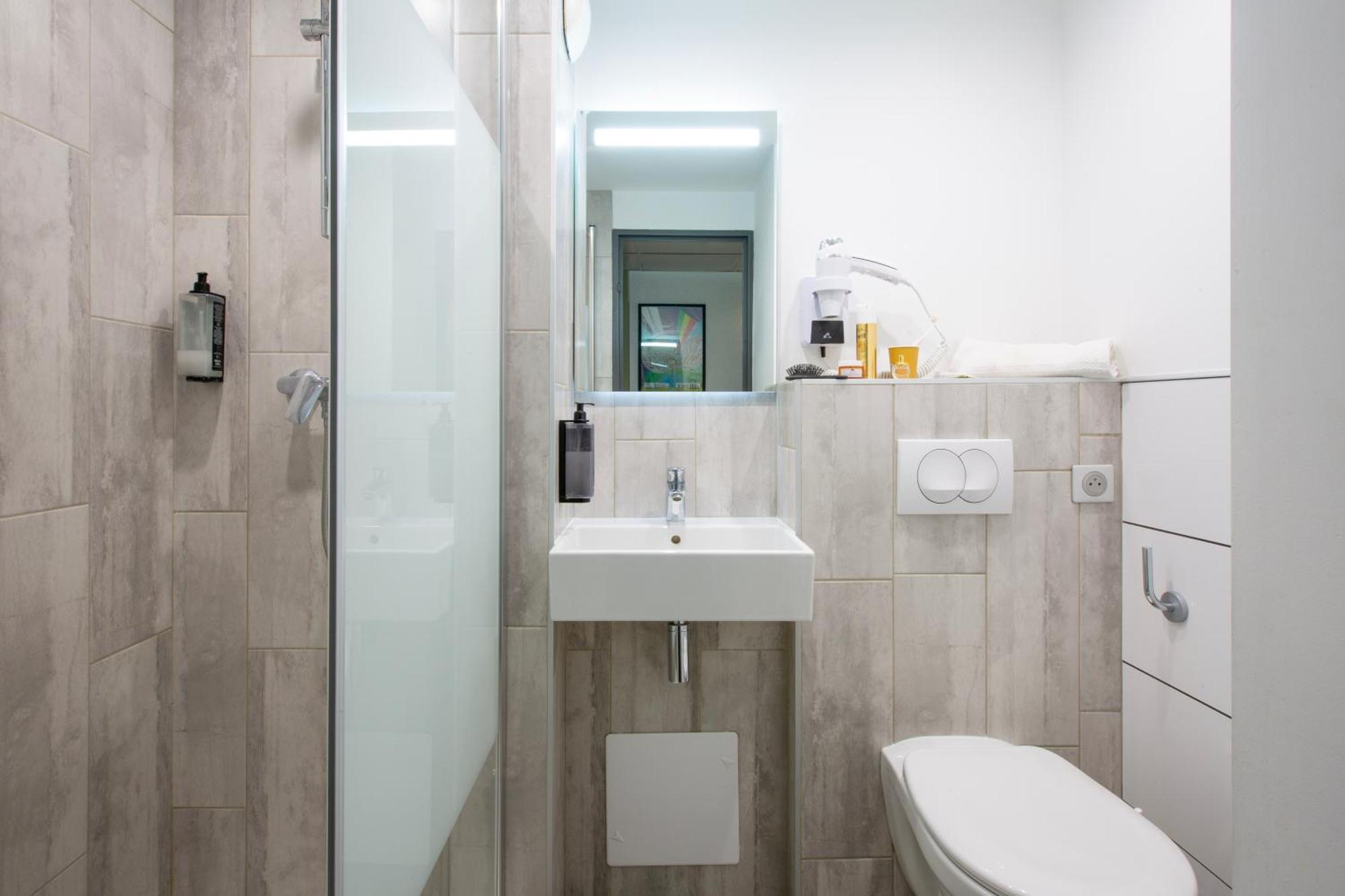 Ibis Budget Avignon Centre Esterno foto