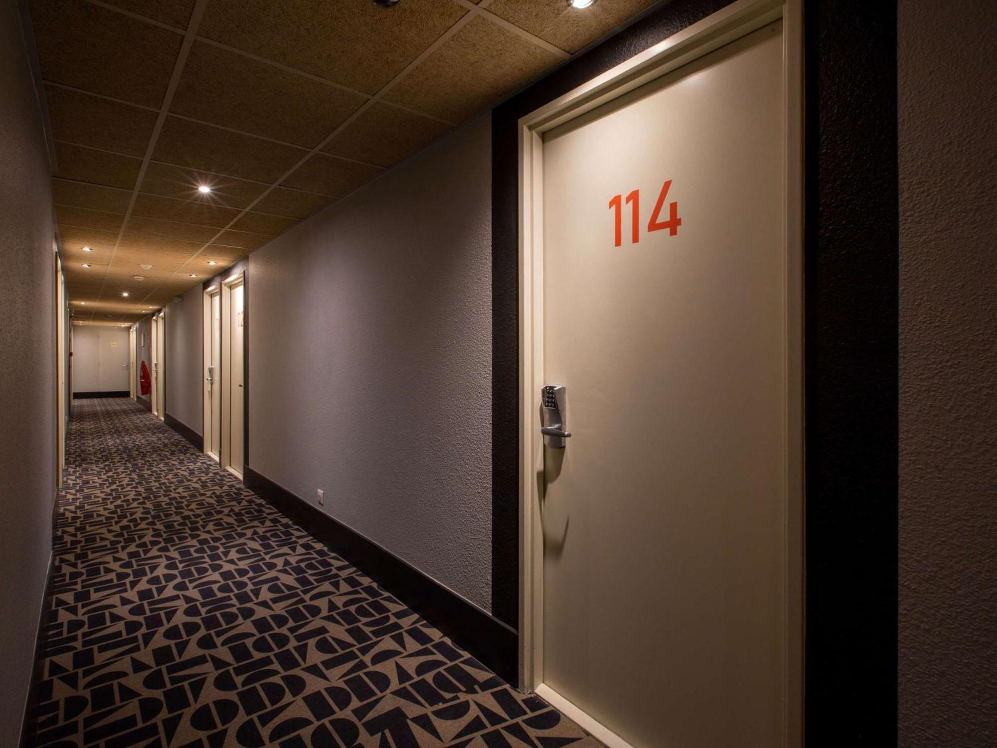 Ibis Budget Avignon Centre Esterno foto
