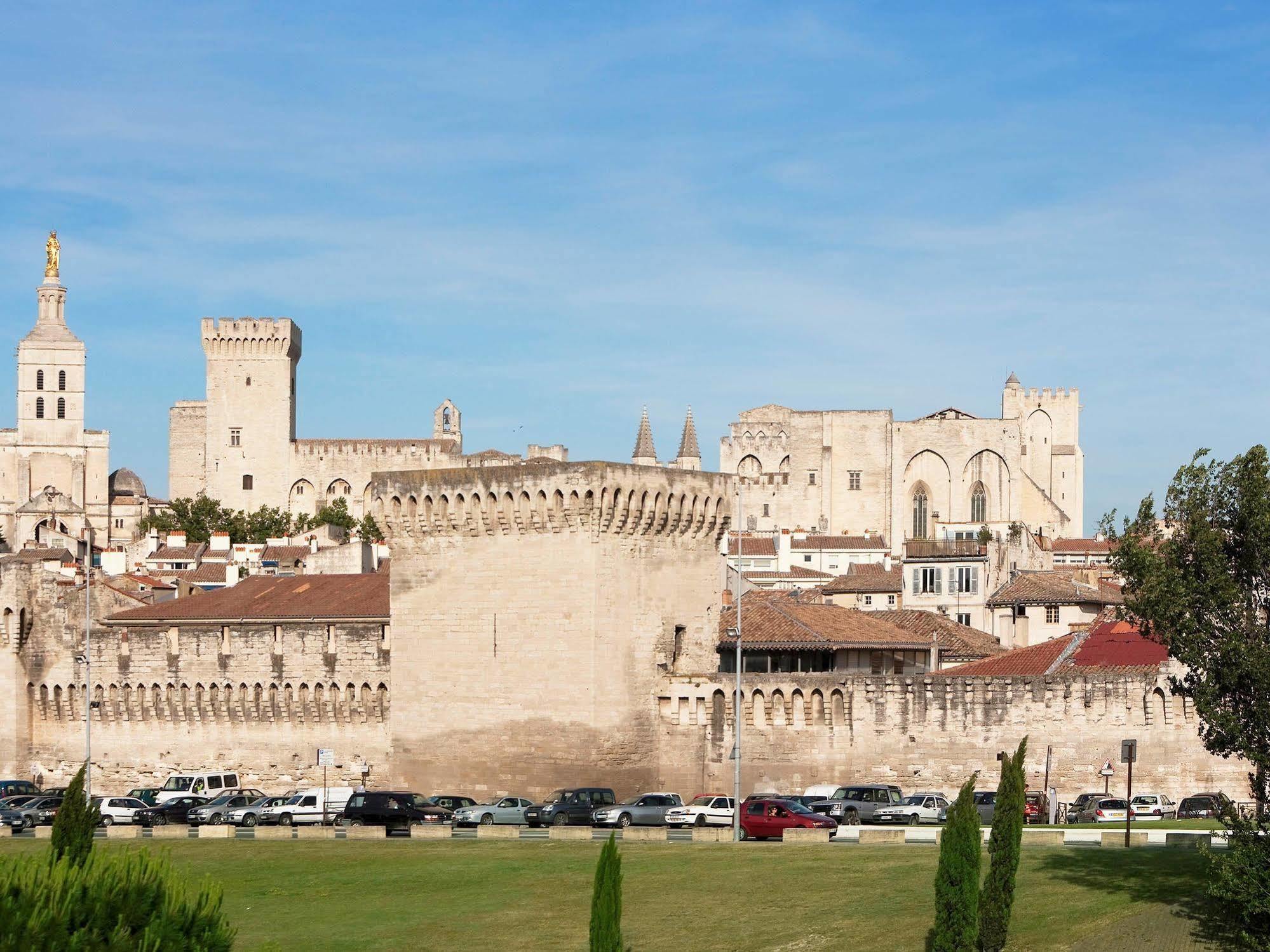 Ibis Budget Avignon Centre Esterno foto